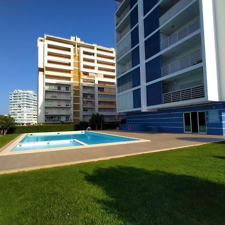 Algarve Beach Vibes Apartment, Wifi, Pool, Ac, Bbq Portimao Exterior photo