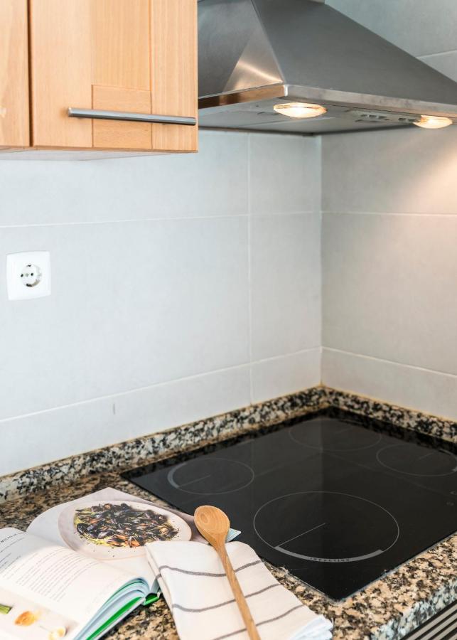 Algarve Beach Vibes Apartment, Wifi, Pool, Ac, Bbq Portimao Exterior photo